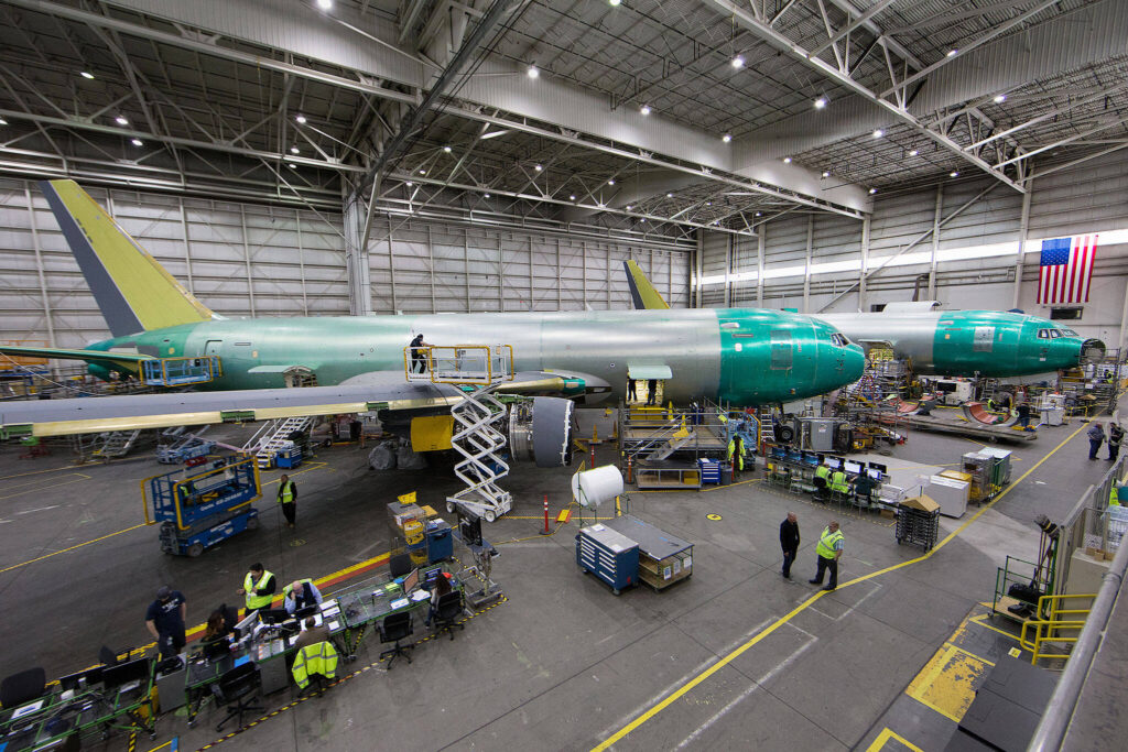 boeing-security-guard