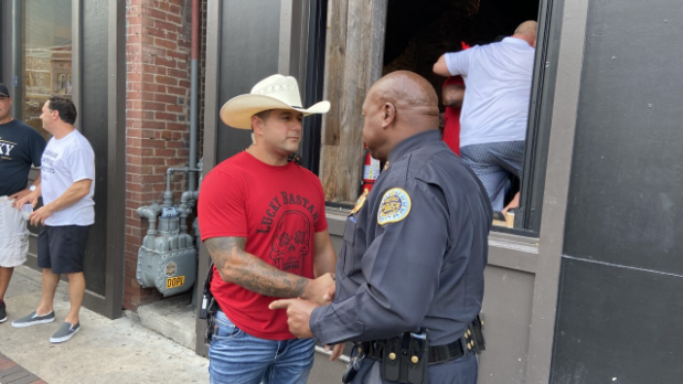 Nashville police chief thanks hero security guard on Broadway