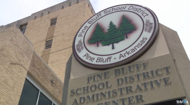 pine bluff district schools now arming security officers